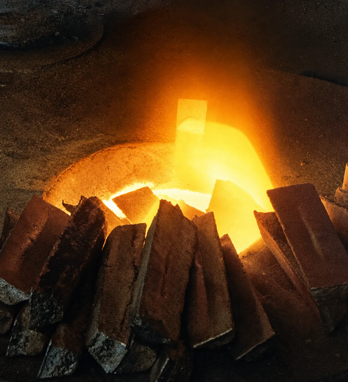 Furnace and material preparation during foundry production