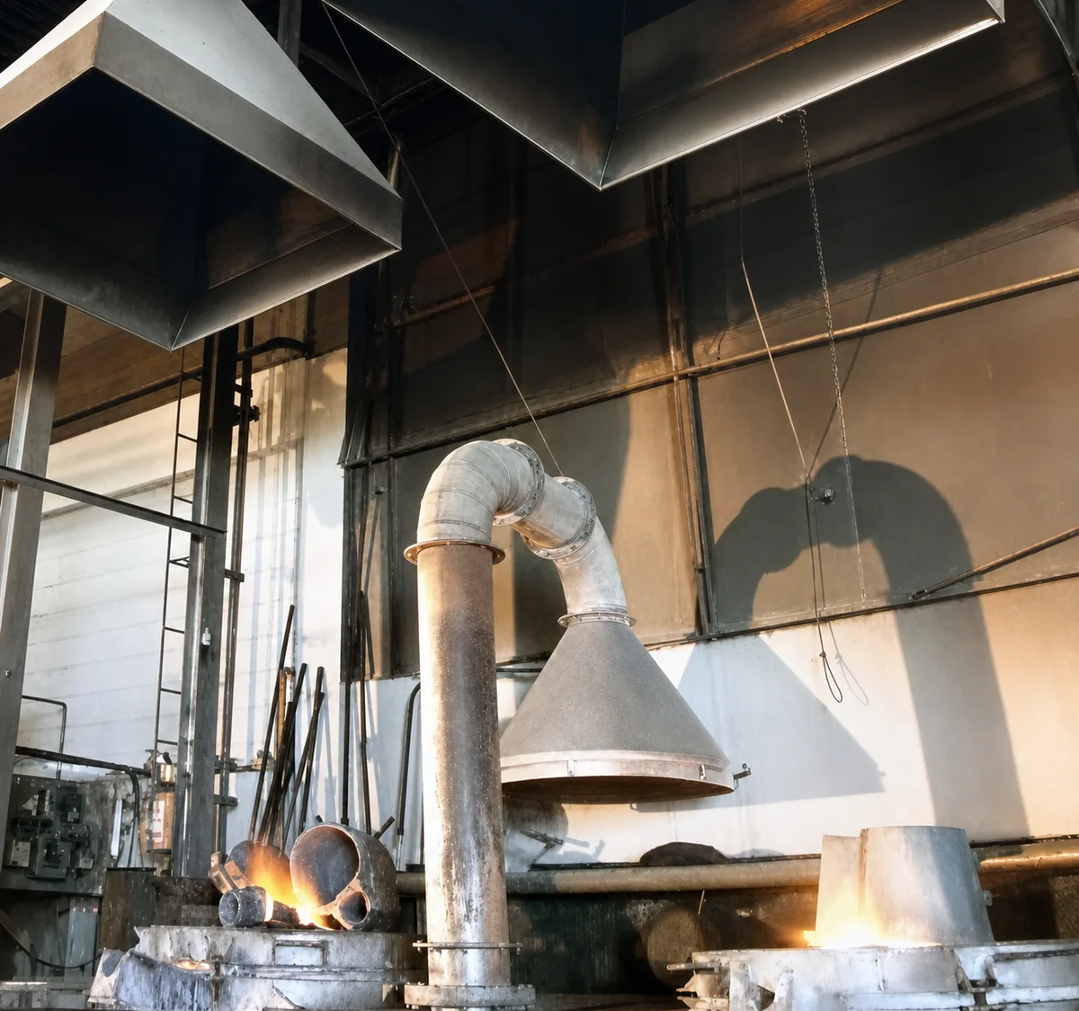 Foundry production area supporting ferrous and non-ferrous casting operations