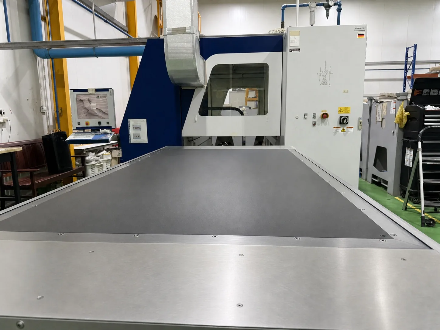 Large build area of the ExOne S-Max sand printing system